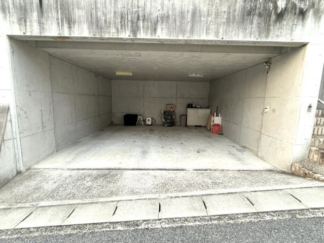 安佐南区上安6丁目の駐車場