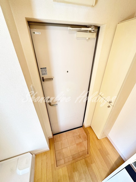 ソレイユ馬堀海岸の玄関|シューズボックス付き玄関