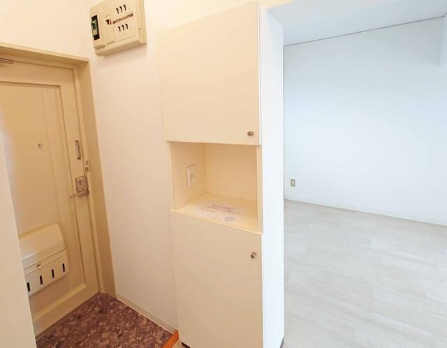 青梅市今寺４丁目の賃貸マンションの収納