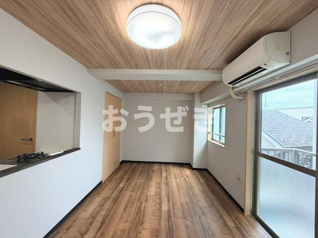 ＲｅＤＥＡＬ　ＫＡＮＡＭＡＣＨＩⅠの内装