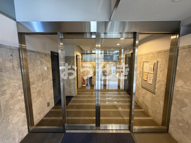 ポルト悠悠のエントランス