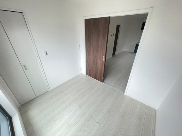 【寝室】