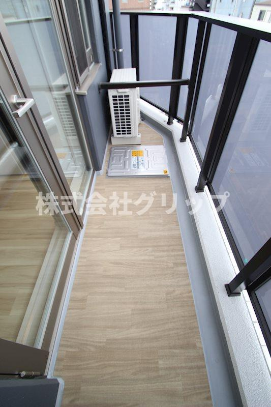 スターヒルズ関内のバルコニー