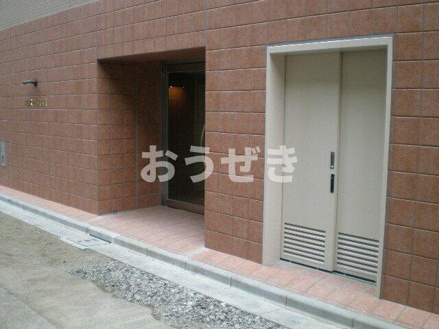 ベルメイユ　ドゥのエントランス|ゴミ庫です