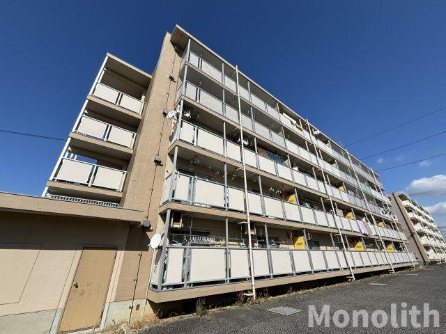 ビレッジハウス草部4号棟の外観
