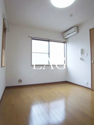 【居間・リビング】 | リリックコート３１３ | 洋室のお部屋です。
