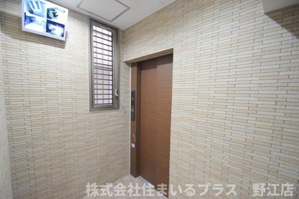 ドゥエリング森小路のロビー