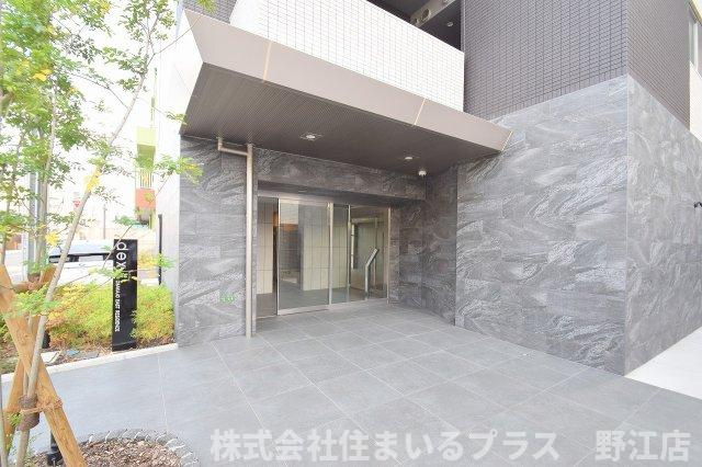 ディクス大阪城EASTレジデンスのエントランス