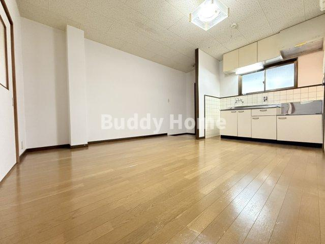 新和マンションの居間・リビング