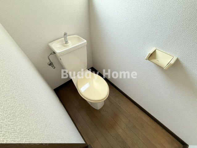 新和マンションのトイレ