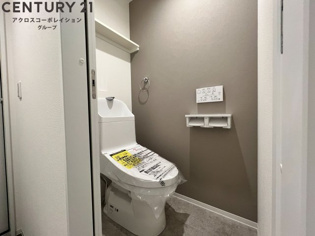 ウォシュレット付きのトイレです♪