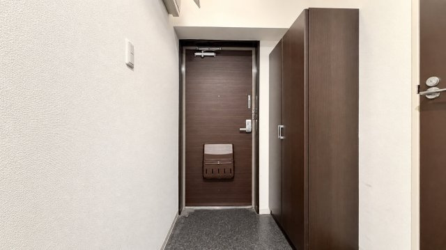 SSKグリーンパーク北千住第10の玄関|すっきりとした空間が、住まいの第一印象を心地よく演出します。