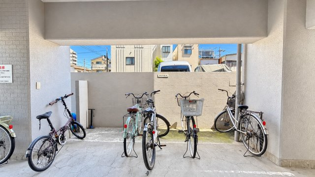 SSKグリーンパーク北千住第10の駐輪場|毎日の「行ってきます」がスムーズになる、便利な駐輪スペース。