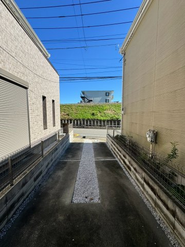 東村山市美住町2丁目中古戸建の駐車場
