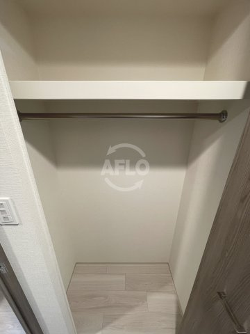 ファステート難波デラックスの収納|ファステート難波デラックス　クローゼット