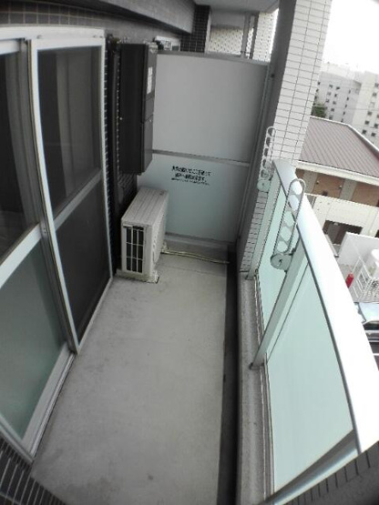 【バルコニー】