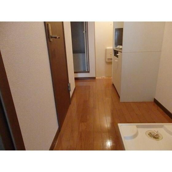 ジュネスＭの玄関