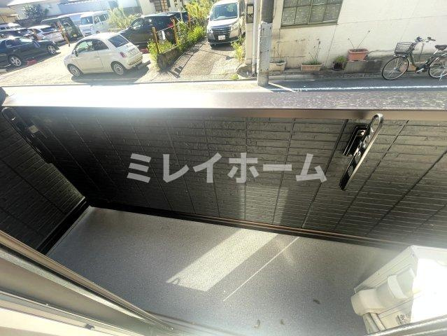 ネオアイリス大森のバルコニー