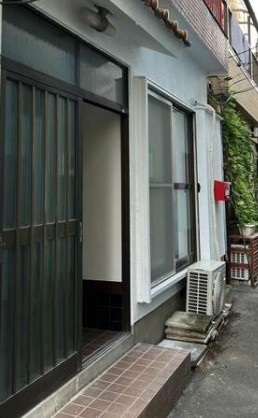 大島８丁目戸建のエントランス