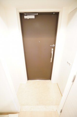 【玄関】 | 千葉ポートイースト | ※同物件・同タイプの写真です。