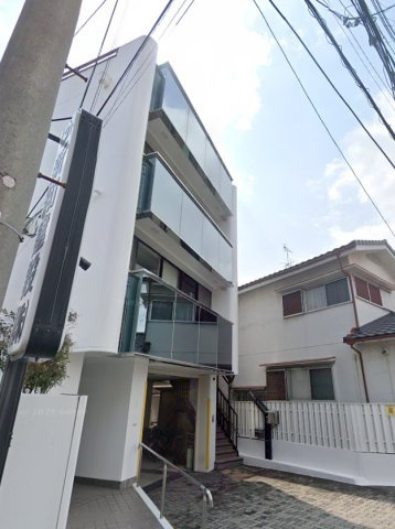 ファミール新和の外観