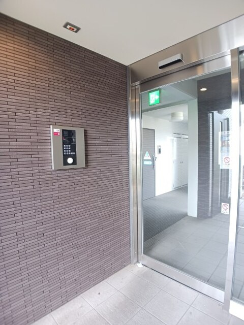 ジャルダンのエントランス