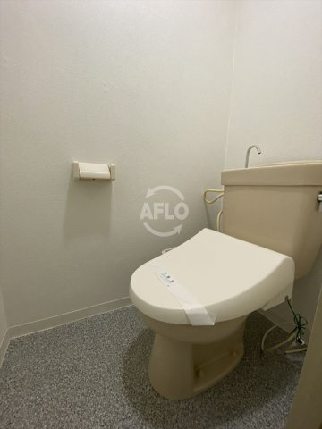 淺沼谷町マンションのトイレ|淺沼谷町マンション　温水洗浄便座