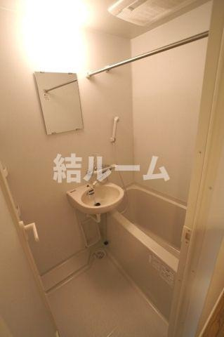 新宿区中井１丁目の賃貸マンションの洗面所