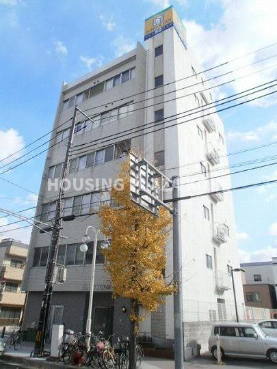 サンビルダー板宿の外観