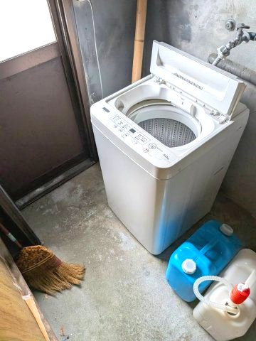 領家町　中古住宅のその他|洗濯機置き場