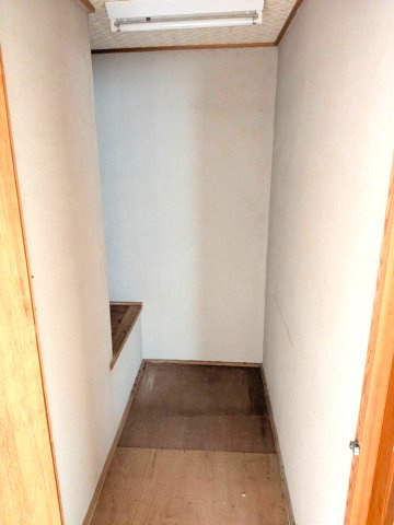 領家町　中古住宅の収納|２階収納