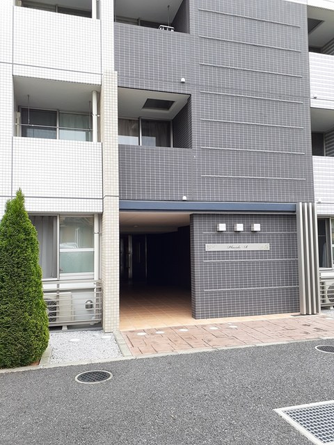 プラシードRのエントランス