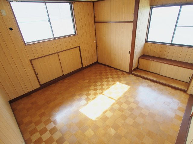 本町３丁目戸建ての洋室