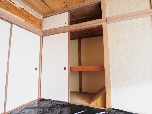 本町３丁目戸建ての収納