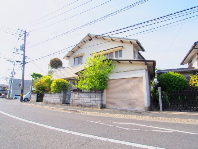 本町３丁目戸建て