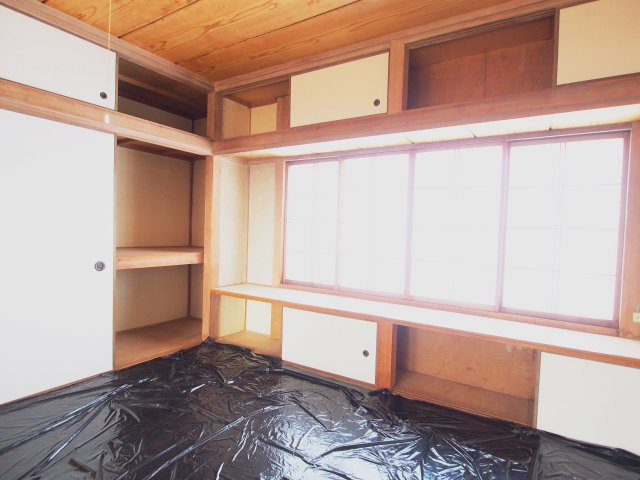 本町３丁目戸建ての収納
