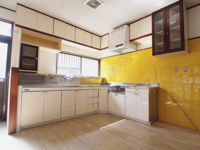 本町３丁目戸建てのキッチン