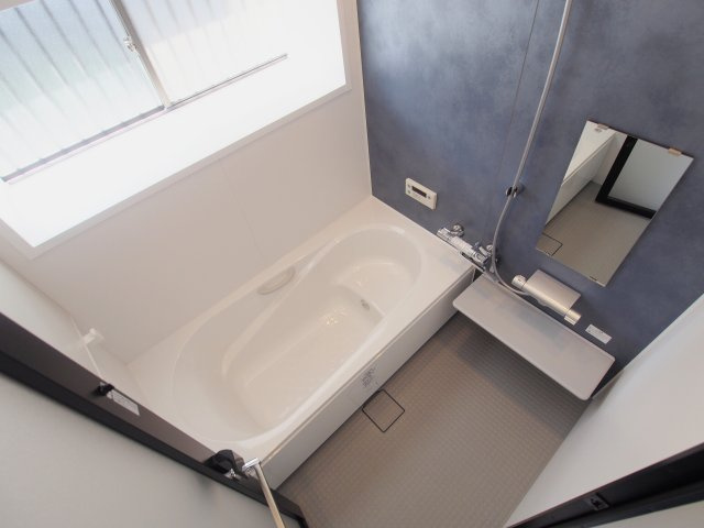 本町３丁目戸建ての浴室