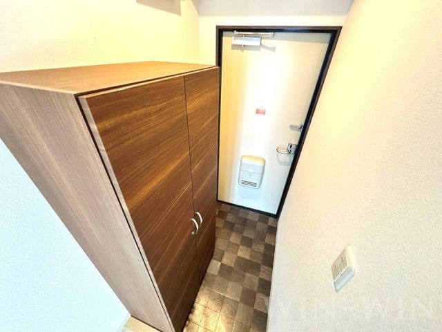 大羽マンションの玄関