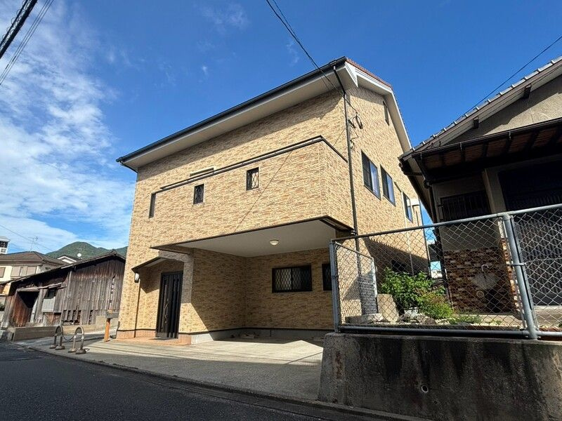 潮崎邸貸家の外観
