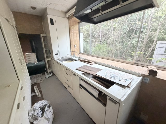 神戸市長田区鹿松町一丁目のキッチン