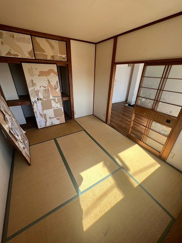尼崎市南武庫之荘８丁目のアパートの居間・リビング|リビングです