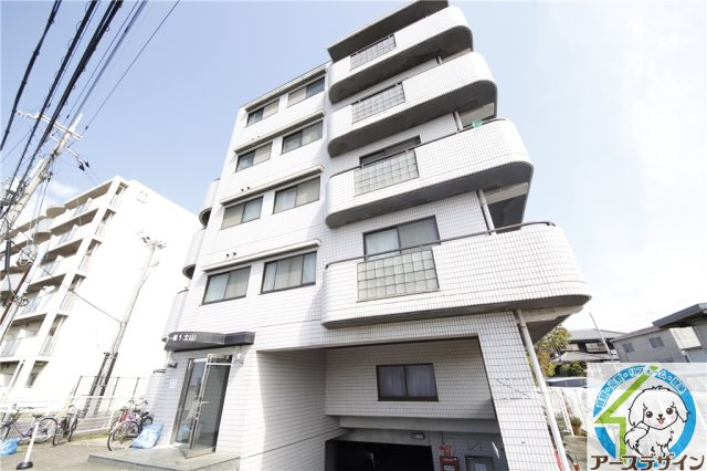 シャトー第一土山の外観
