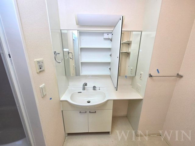 ブライト コートの独立洗面台|イメージ（同建物内別部屋の写真です）