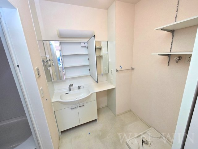ブライト コートの洗面所|イメージ（同建物内別部屋の写真です）