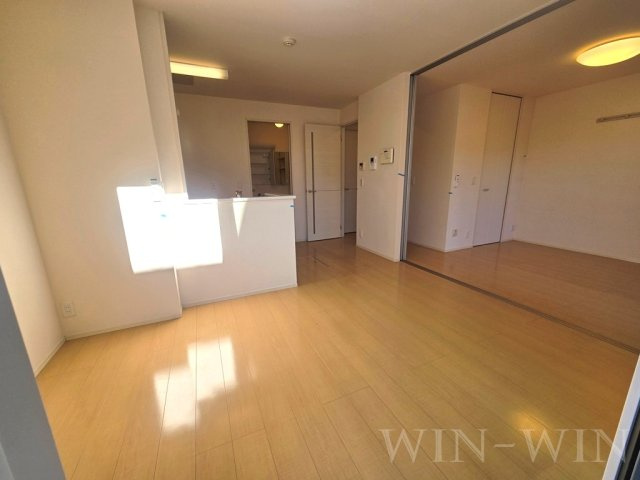 ブライト コートの居間・リビング|イメージ（同建物内別部屋の写真です）