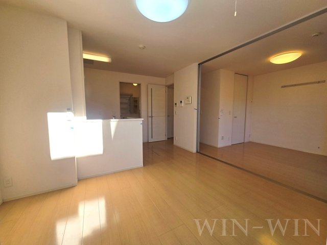 ブライト コートの居間・リビング|イメージ（同建物内別部屋の写真です）