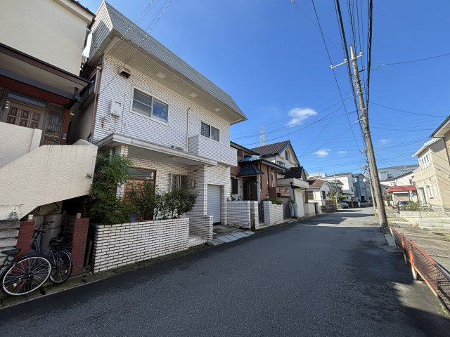 【前面道路含む現地写真】の画像