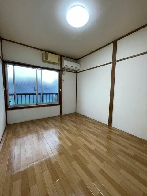 町田市中町２丁目のアパートの寝室