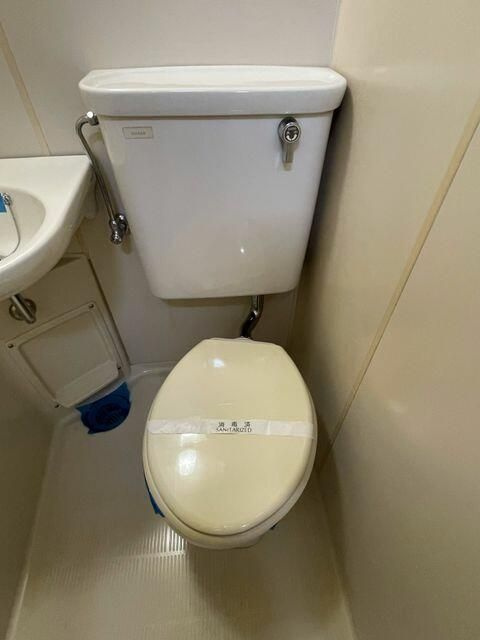 町田市中町２丁目のアパートのトイレ